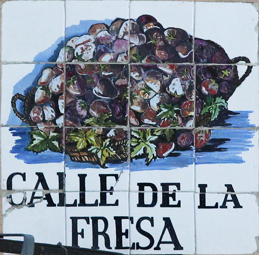 Sign of CALLE DE LA FRESA (street) in Centro district in Madrid (Spain).
